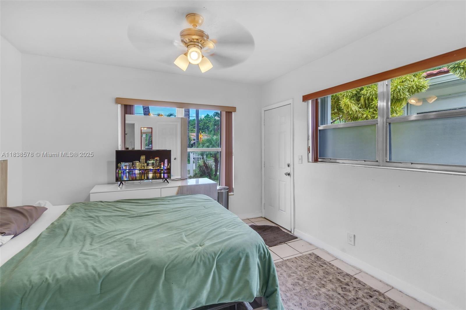 SILVER BLUFF GARDENS - Residential