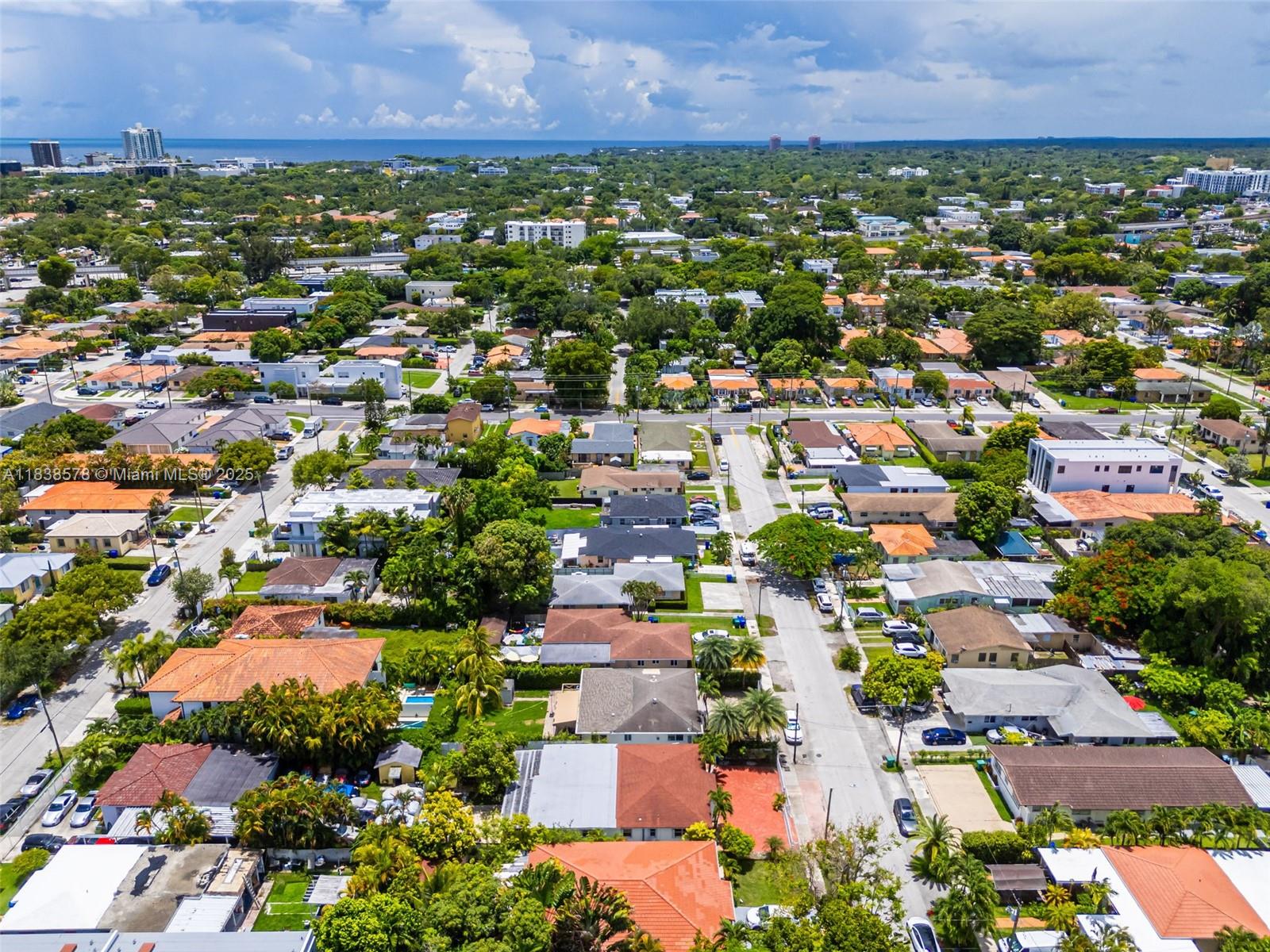 SILVER BLUFF GARDENS - Residential