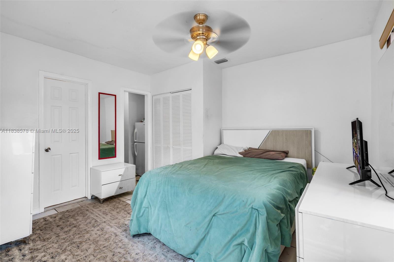 SILVER BLUFF GARDENS - Residential