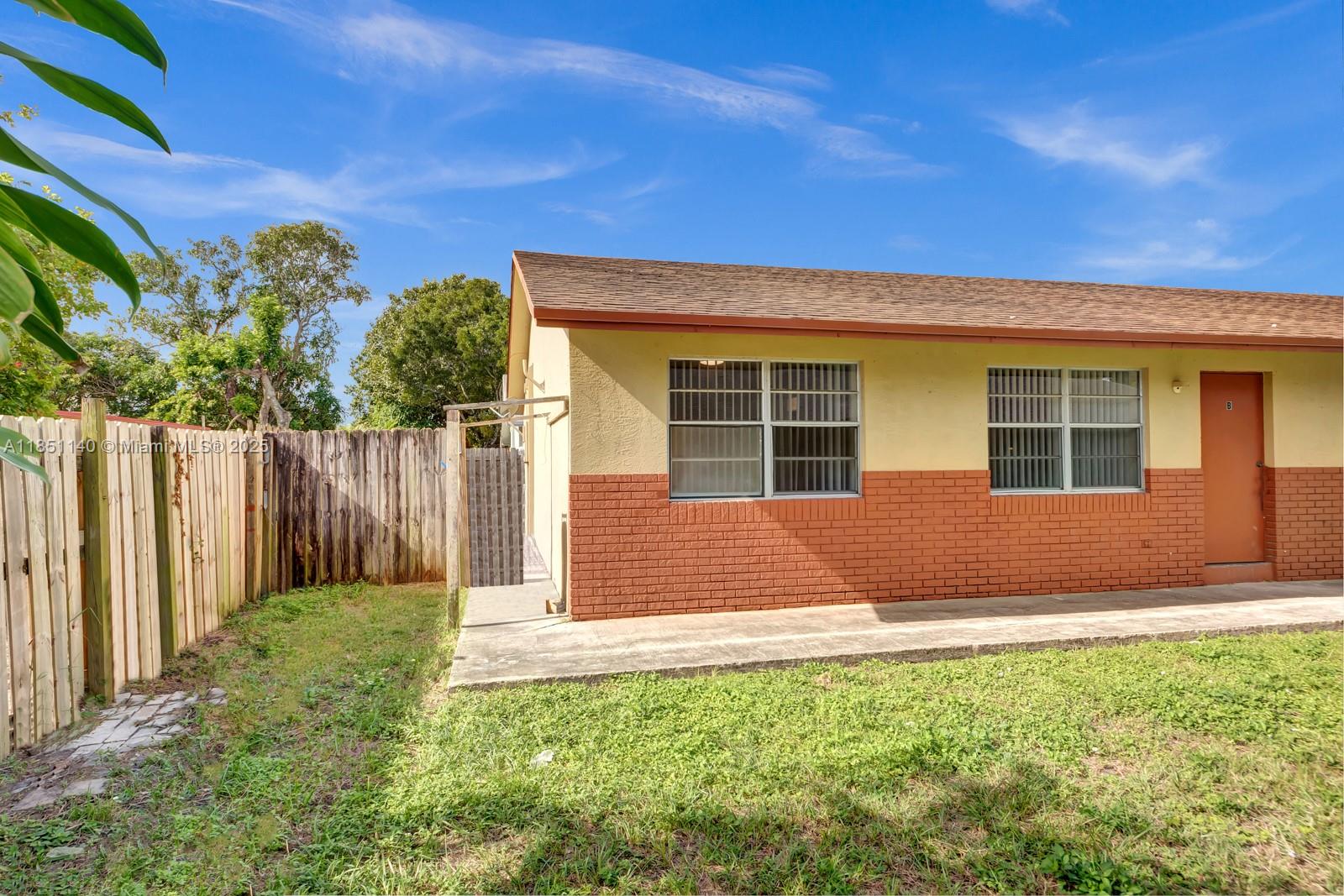 RIVERLAND VILLAGE PARK - Residential Income