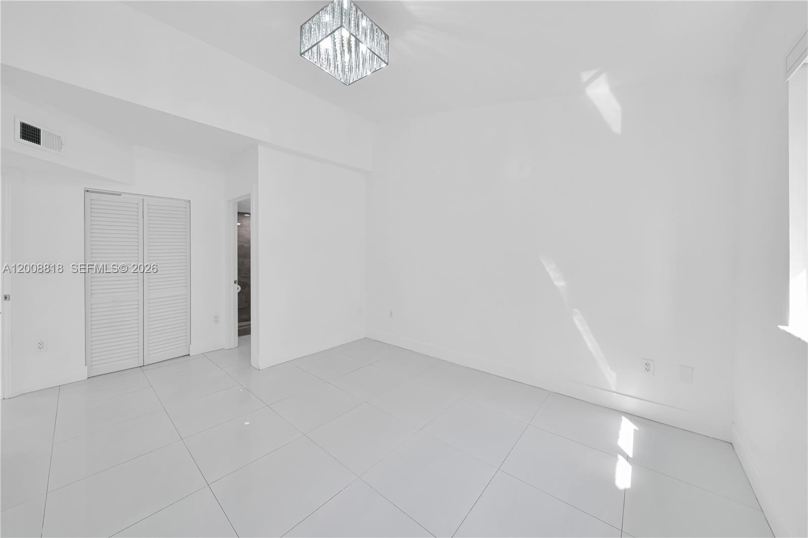 LAGO LINDO TOWNVILLAS - Residential