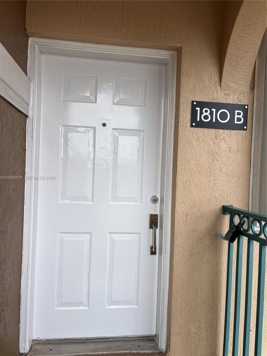 Beautiful well kept Condo unit 2/2 in a great location in West Kendall. It is walking distance from Miami Sunset Senior Hihg School, shopping centers and main highways. The Unit has washer and dryer inside, AC  Unit is less than 5 years old, 2 assigned parking spaces and plenty of visitor parking spaces as well. Low monthly association cost.