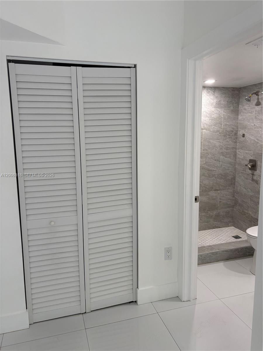 LAGO LINDO TOWNVILLAS - Residential