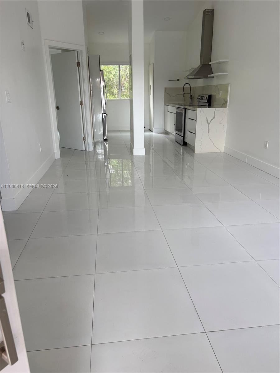 LAGO LINDO TOWNVILLAS - Residential