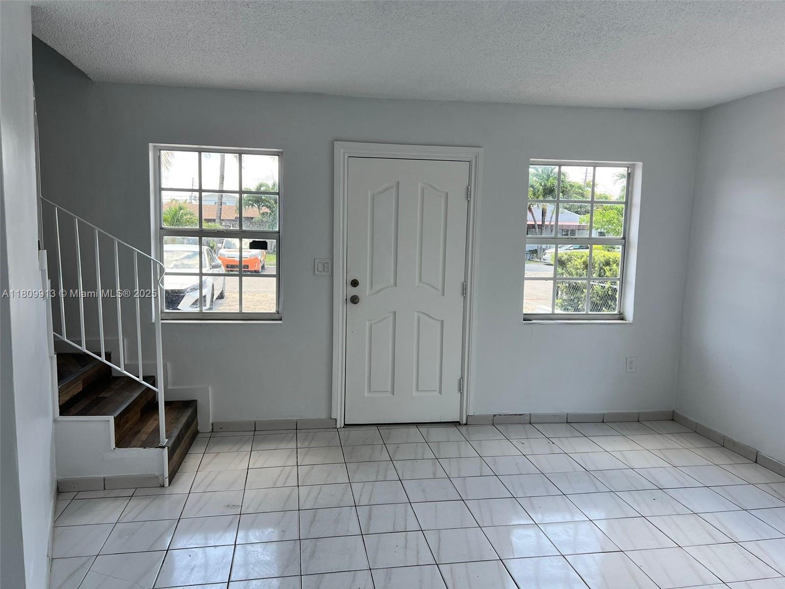 751 Flagami Blvd 751, Miami, Broward County, Florida - 3 Bedrooms  
2 Bathrooms - 