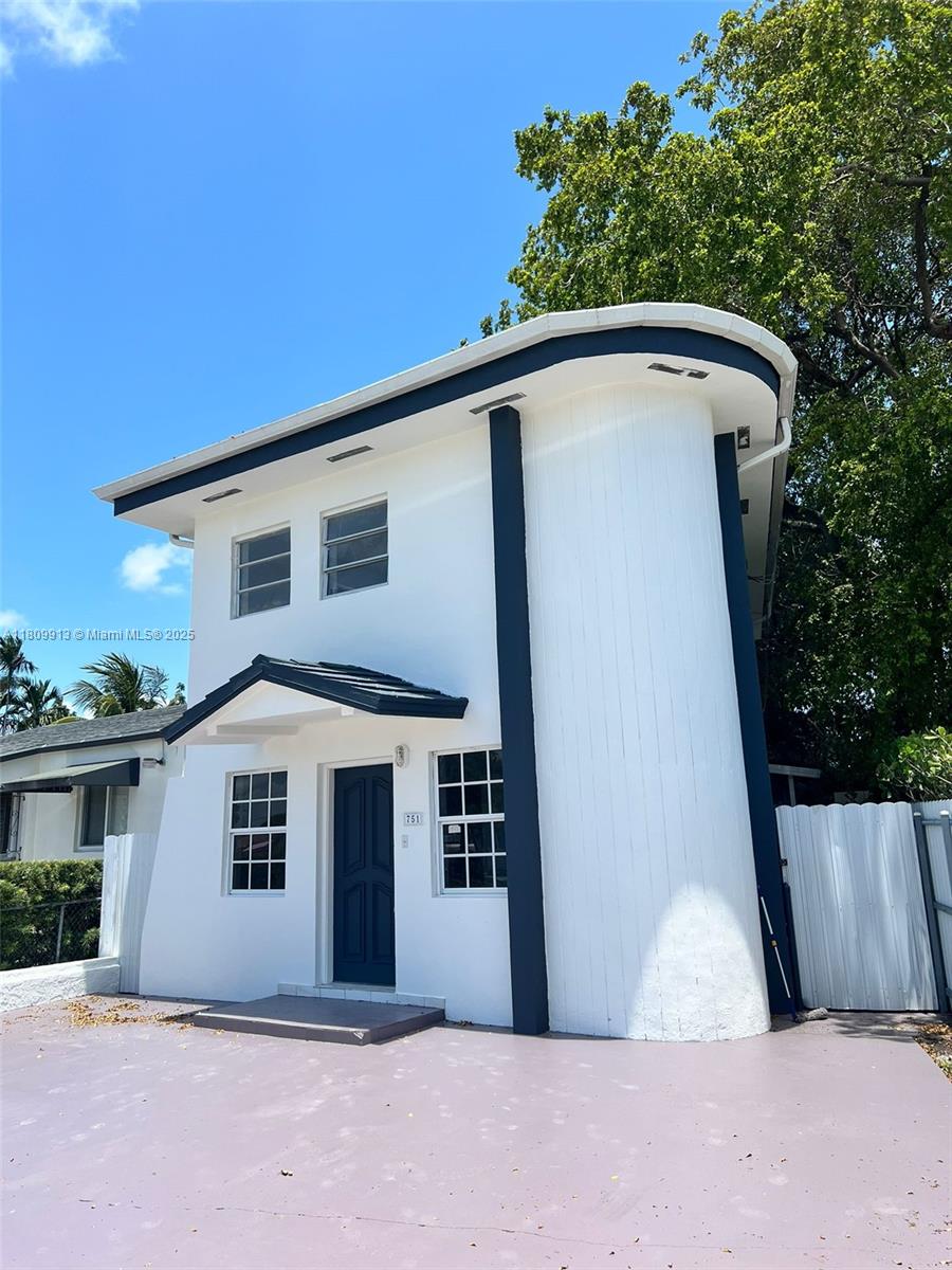 Rental Property at 751 Flagami Blvd 751, Miami, Broward County, Florida - Bedrooms: 3 
Bathrooms: 2  - $2,800 MO.