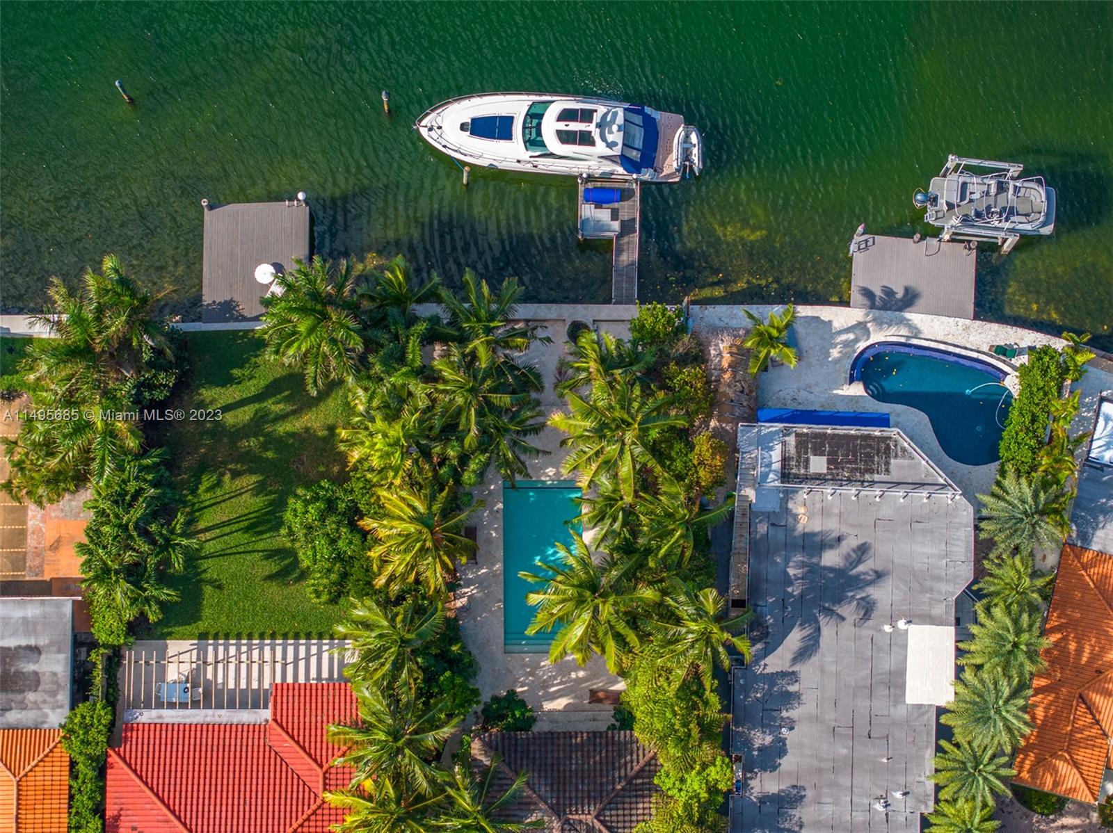 BISCAYNE BEACH-2ND ADDN - Residential