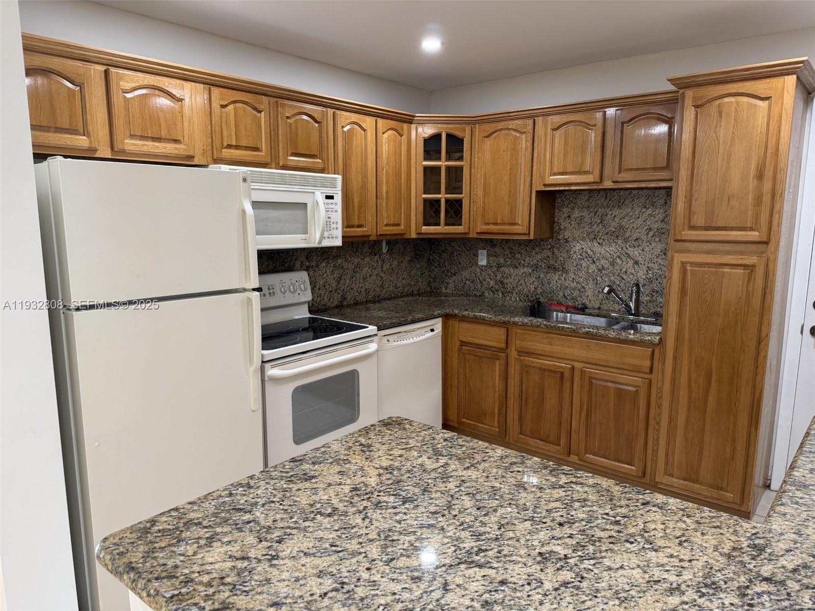 WESTWOOD ESTATE - Residential