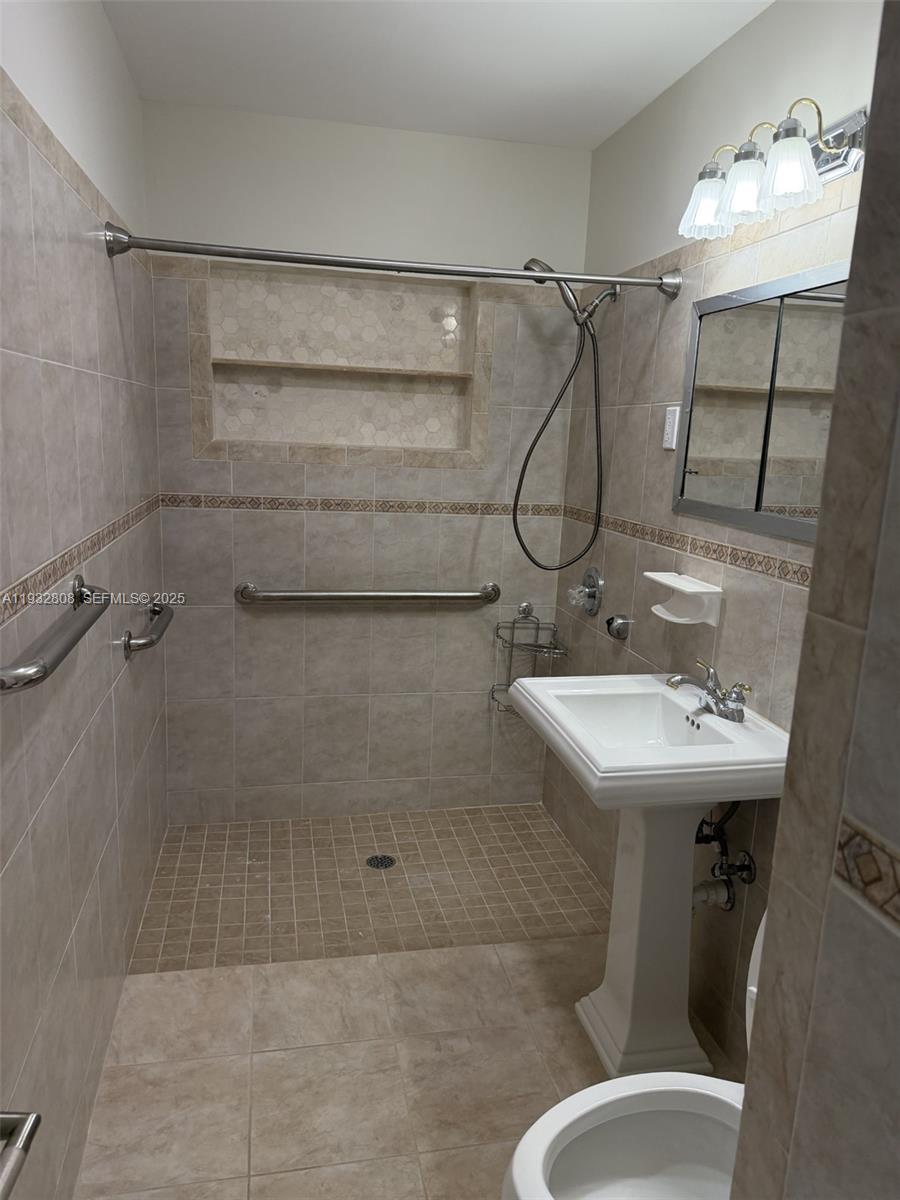 WESTWOOD ESTATE - Residential