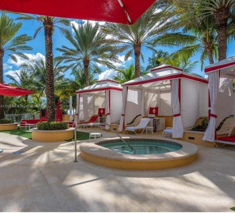 17749 COLLINS AVENUE COND - Residential