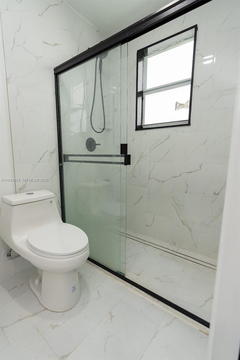 CALUSA CLUB ESTATES PT 3 - Residential Lease