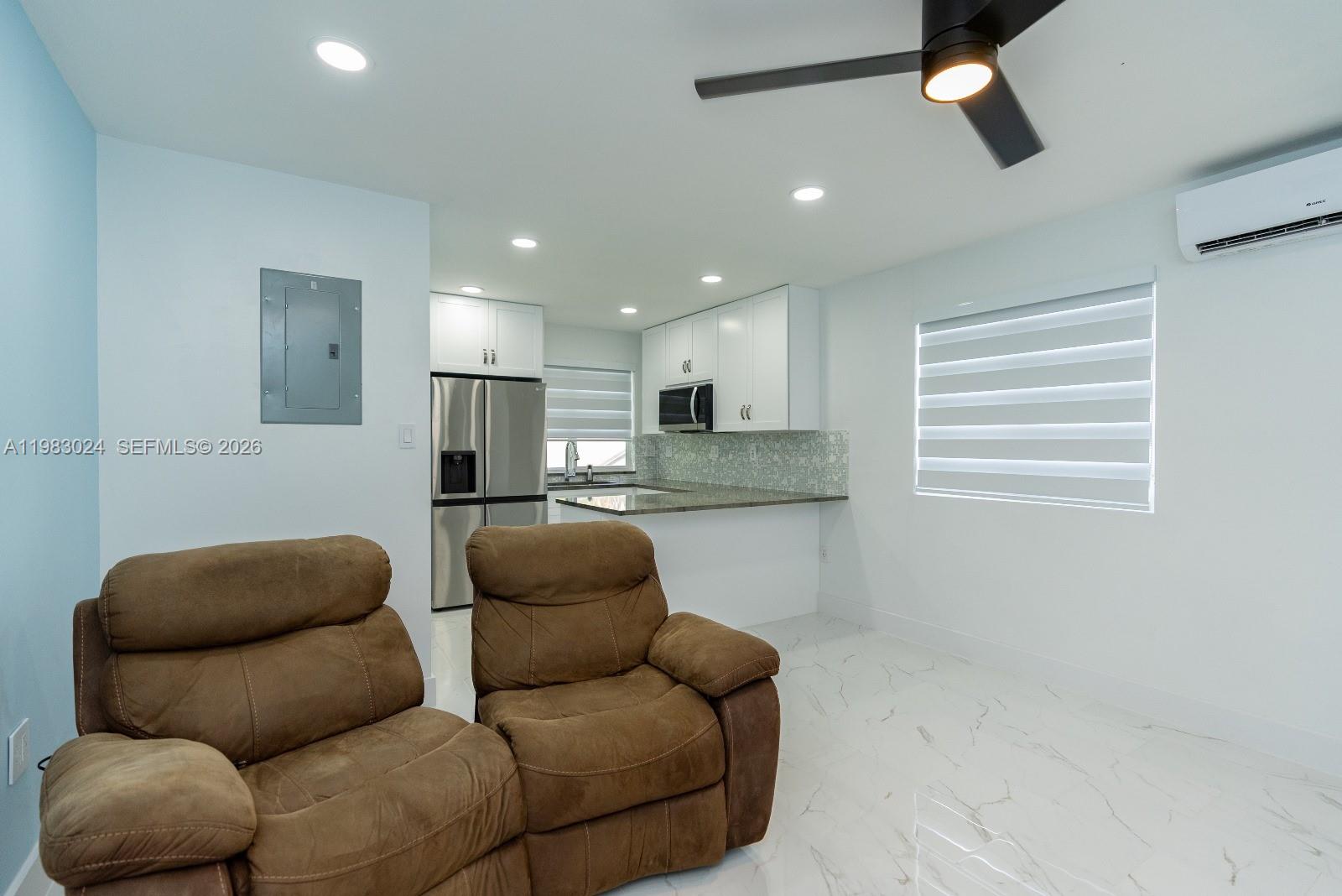 CALUSA CLUB ESTATES PT 3 - Residential Lease