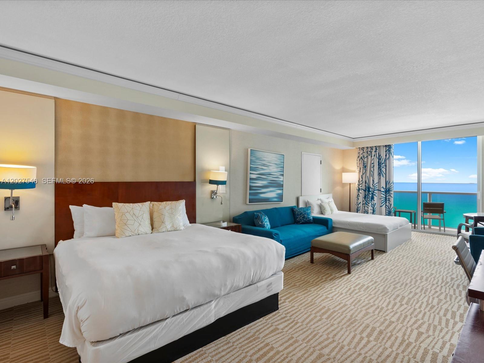 18001 Collins Ave 2511