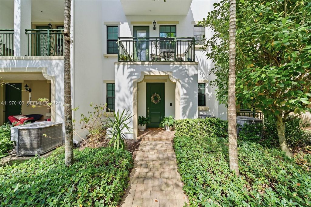 Photo of 11349 SW 14th St, Pembroke Pines, FL 33025 (MLS # A11970106)