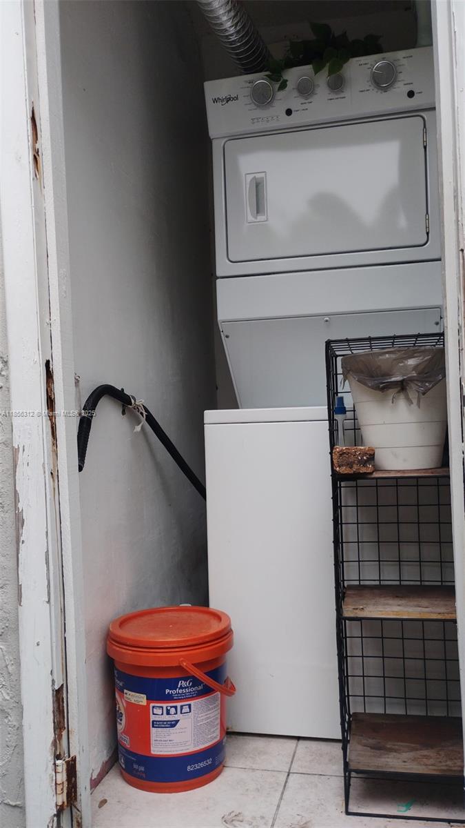 COMM LIBERTY CITY - Residential