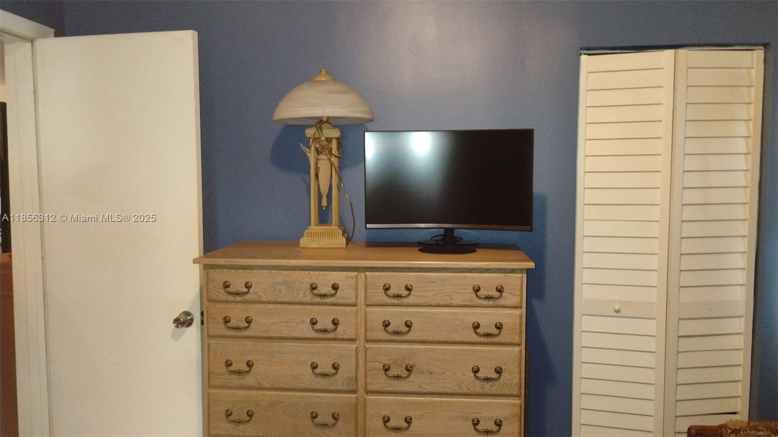 COMM LIBERTY CITY - Residential