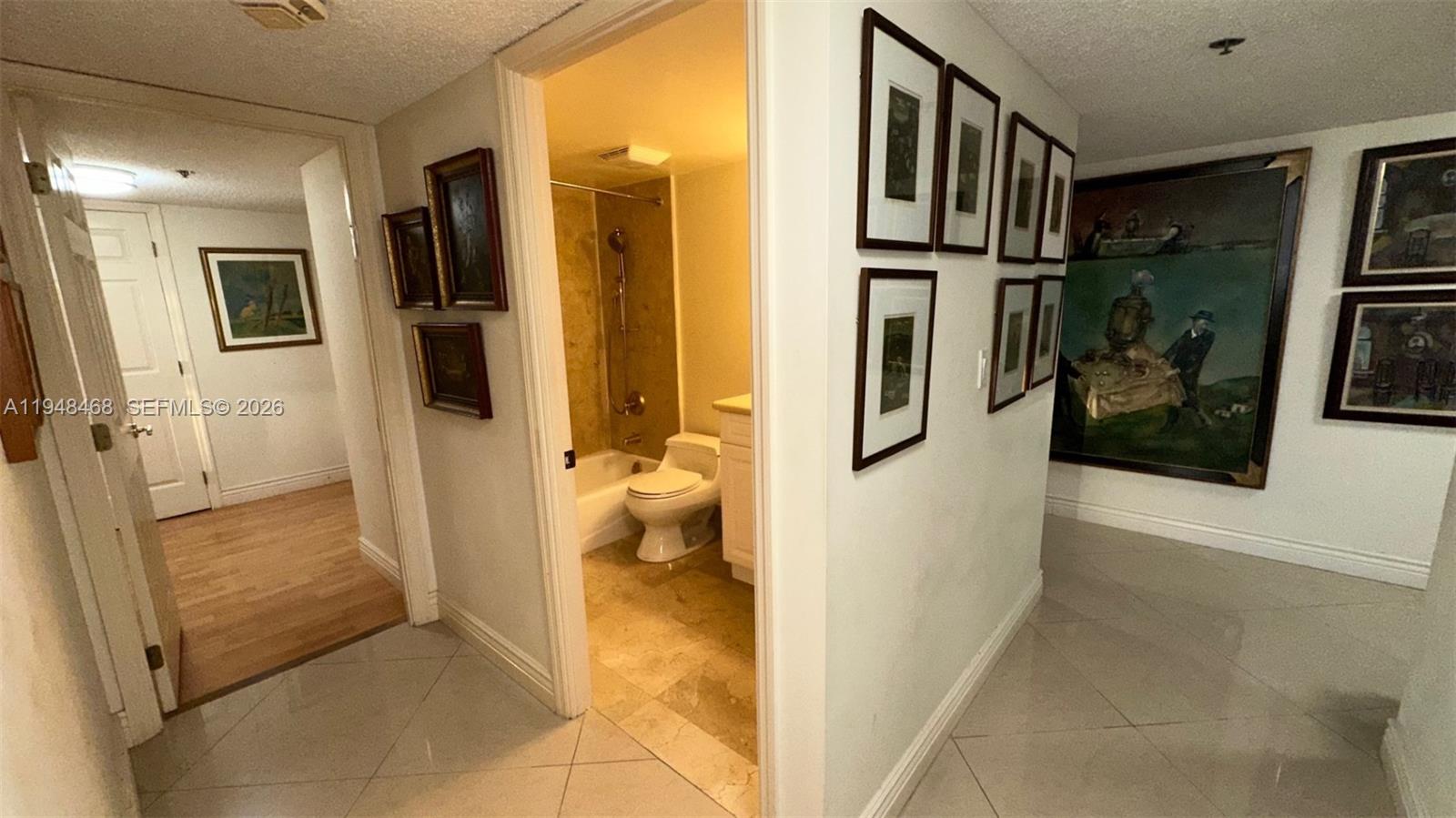 WINSTON TOWERS 600 CONDO - Residential