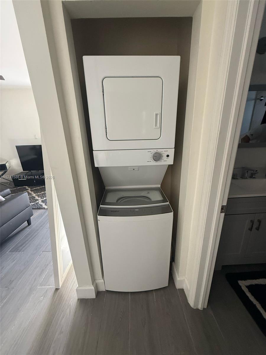 WYND WOOD PARK - Residential Income