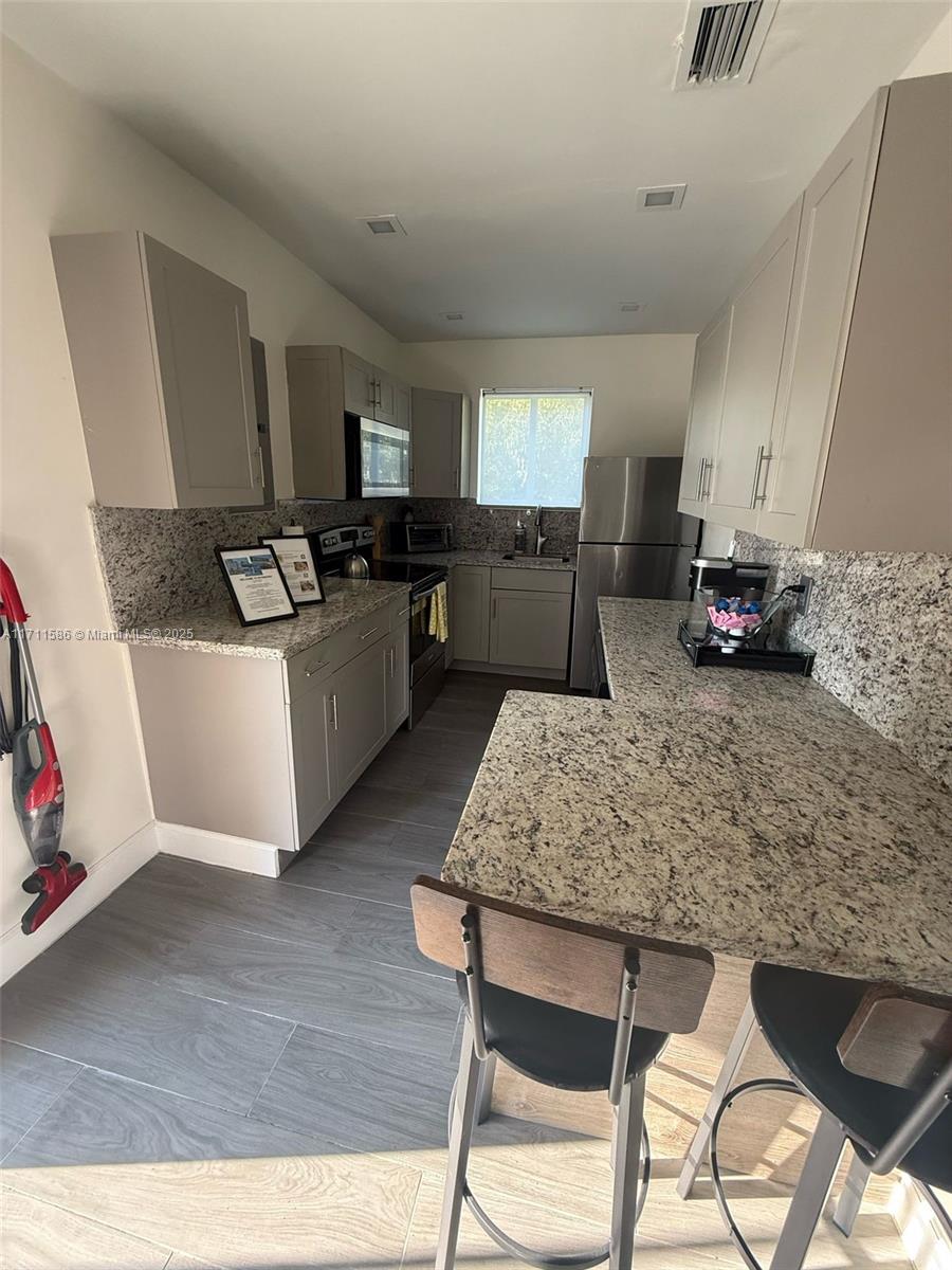 WYND WOOD PARK - Residential Income