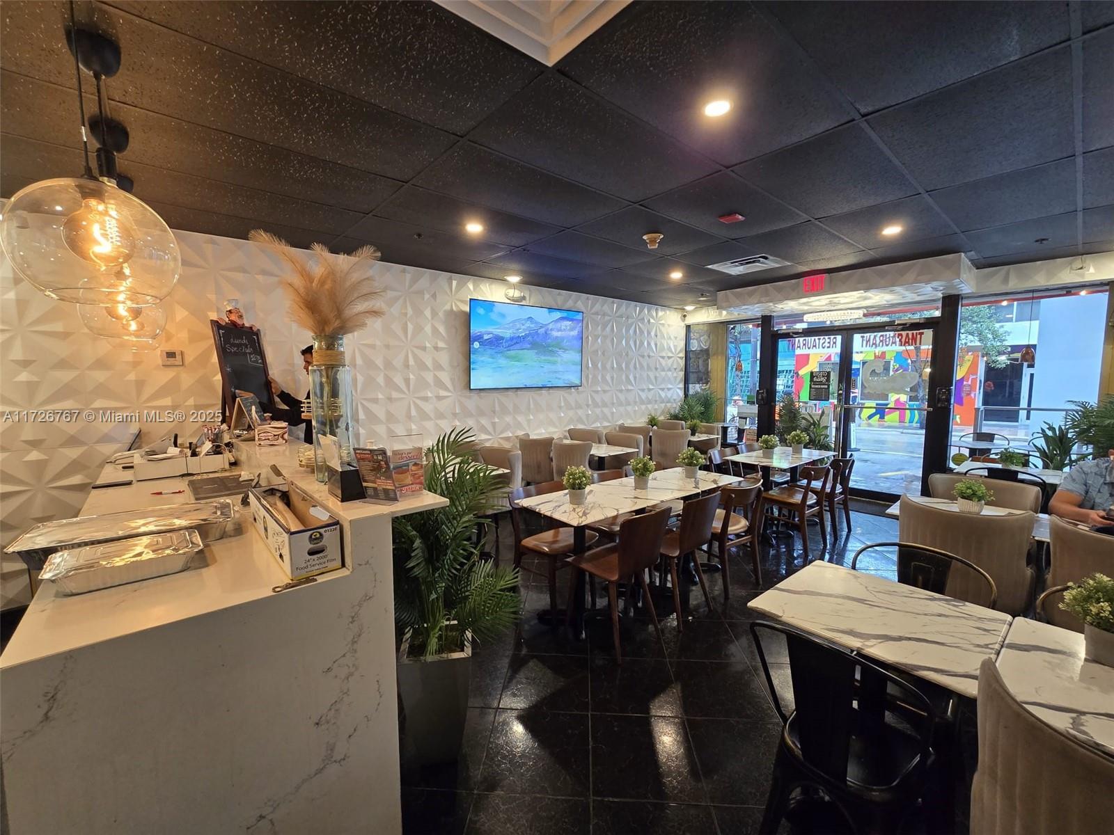 Peruvian Cuisine Business – Downtown Miami
Prime location with heavy foot traffic and strong delivery demand. Features 24 tables, 46 chairs, a stylish design, and a fully equipped, versatile kitchen adaptable to any concept. Great investment!