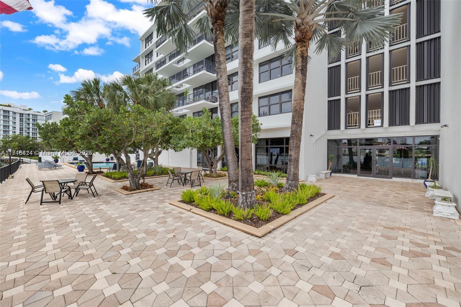 Property for Sale at 10101 E Bay Harbor Dr 509, Bay Harbor Islands, Miami-Dade County, Florida - Bedrooms: 2 
Bathrooms: 2  - $480,000