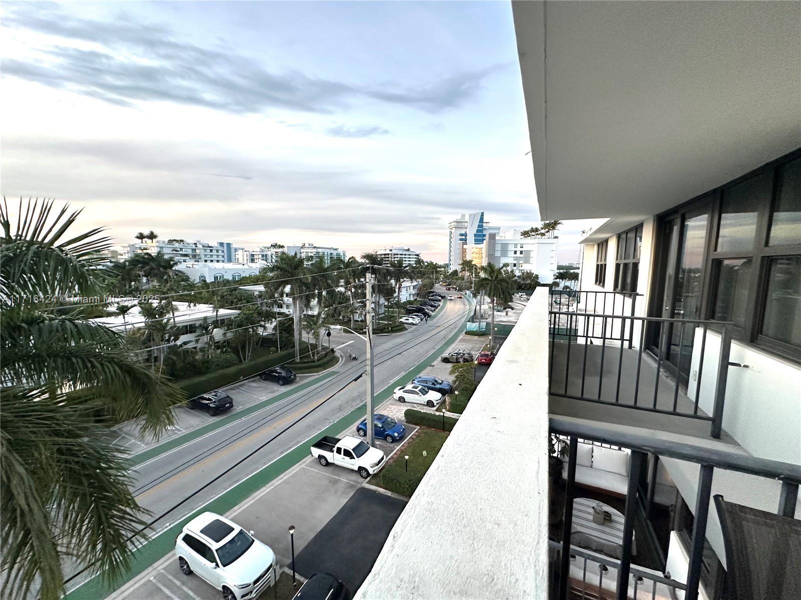 THE BELMONT CONDO - Residential