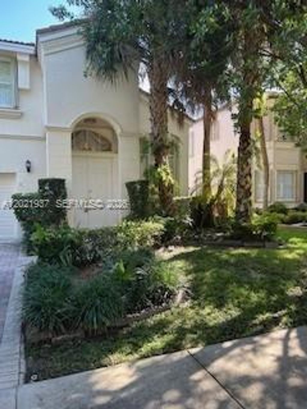 Photo of 5003 SW 163rd Ave, Miramar, FL 33027 (MLS # A12021937)