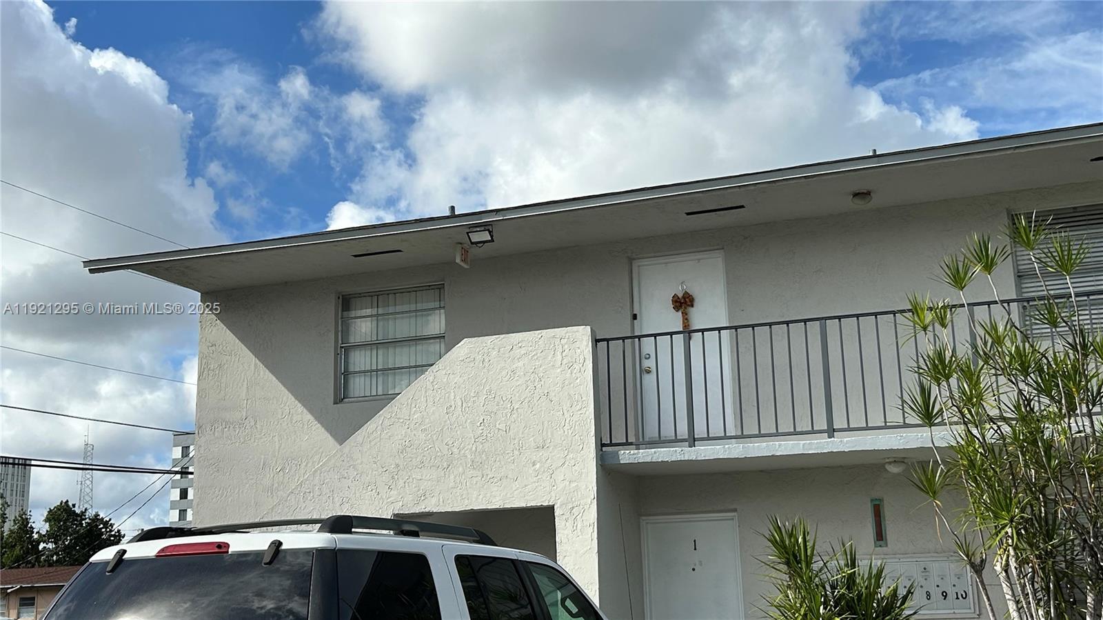 BARLOVENTO CONDO - Residential