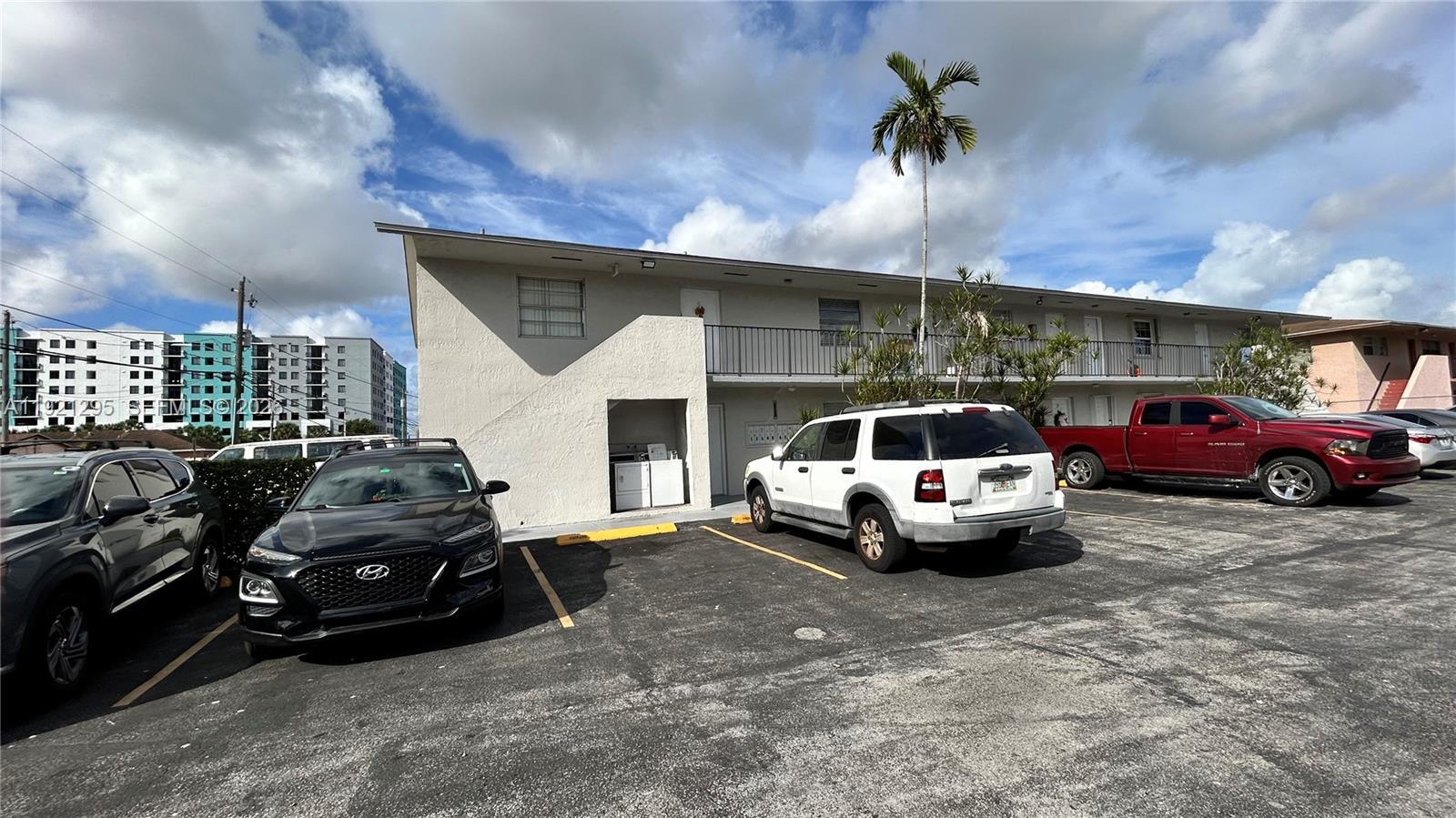 BARLOVENTO CONDO - Residential