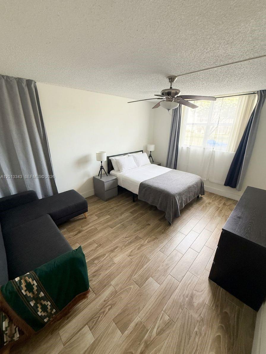 COURTYARDS OF BROWARD - Residential