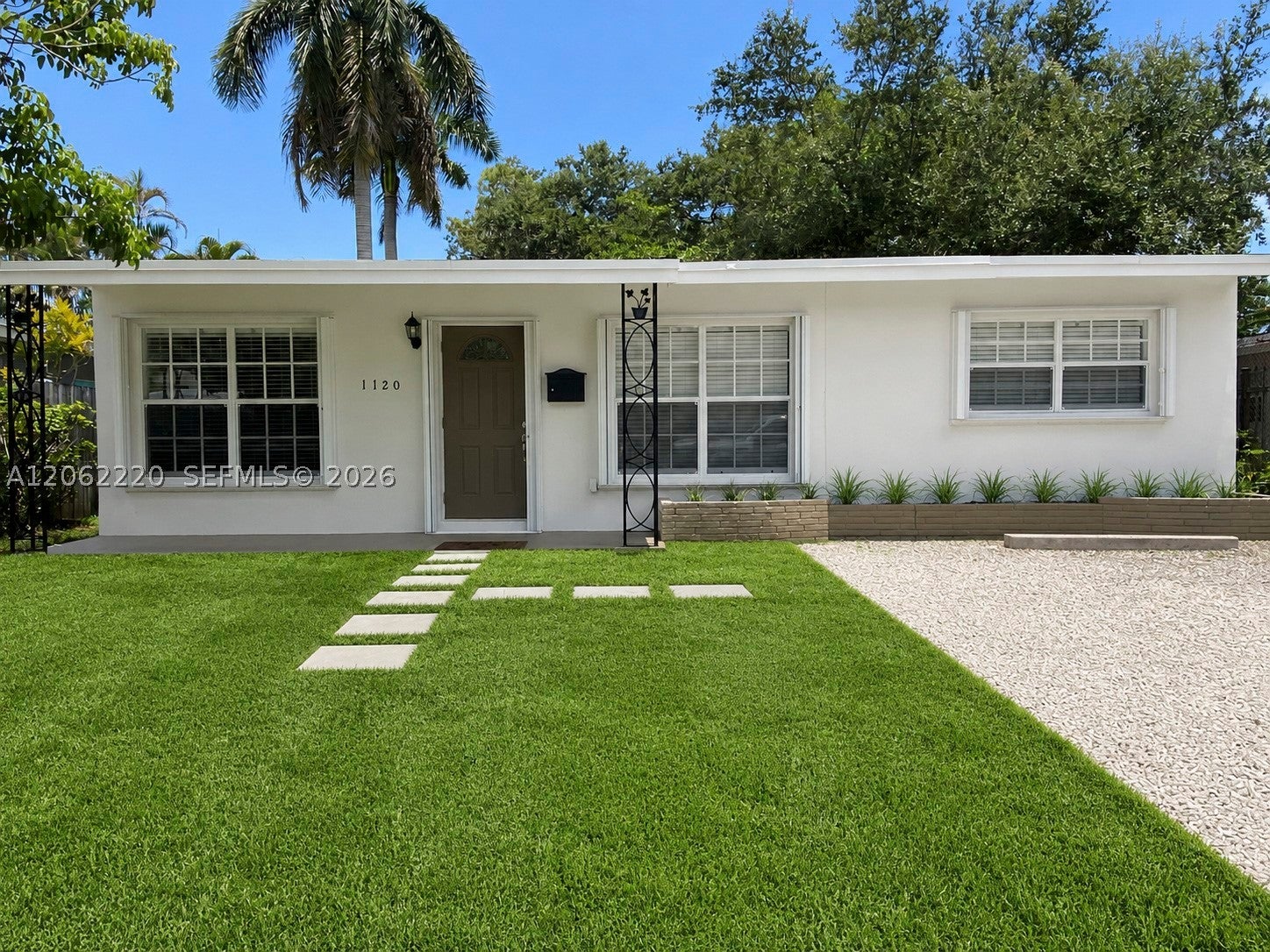 1120 SW 15th Ter