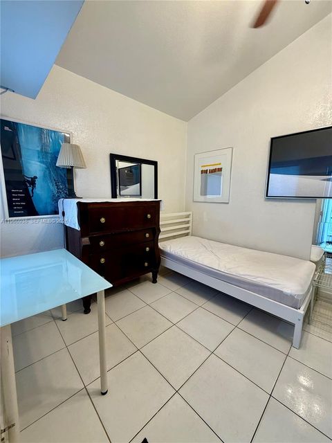 1750 SW 16th St 1 Miami FL 33145