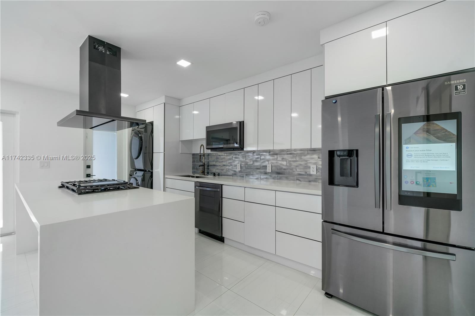 FAIRMONT HOUSE INC - CO-O - Residential