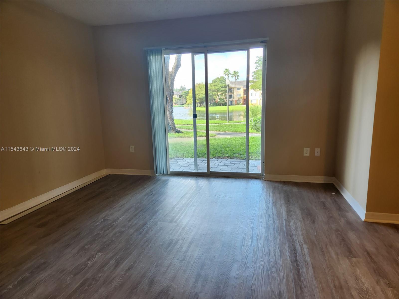Rental Property at 4195 N Haverhill Rd Rd 304, West Palm Beach, Palm Beach County, Florida - Bedrooms: 1 
Bathrooms: 1  - $1,650 MO.