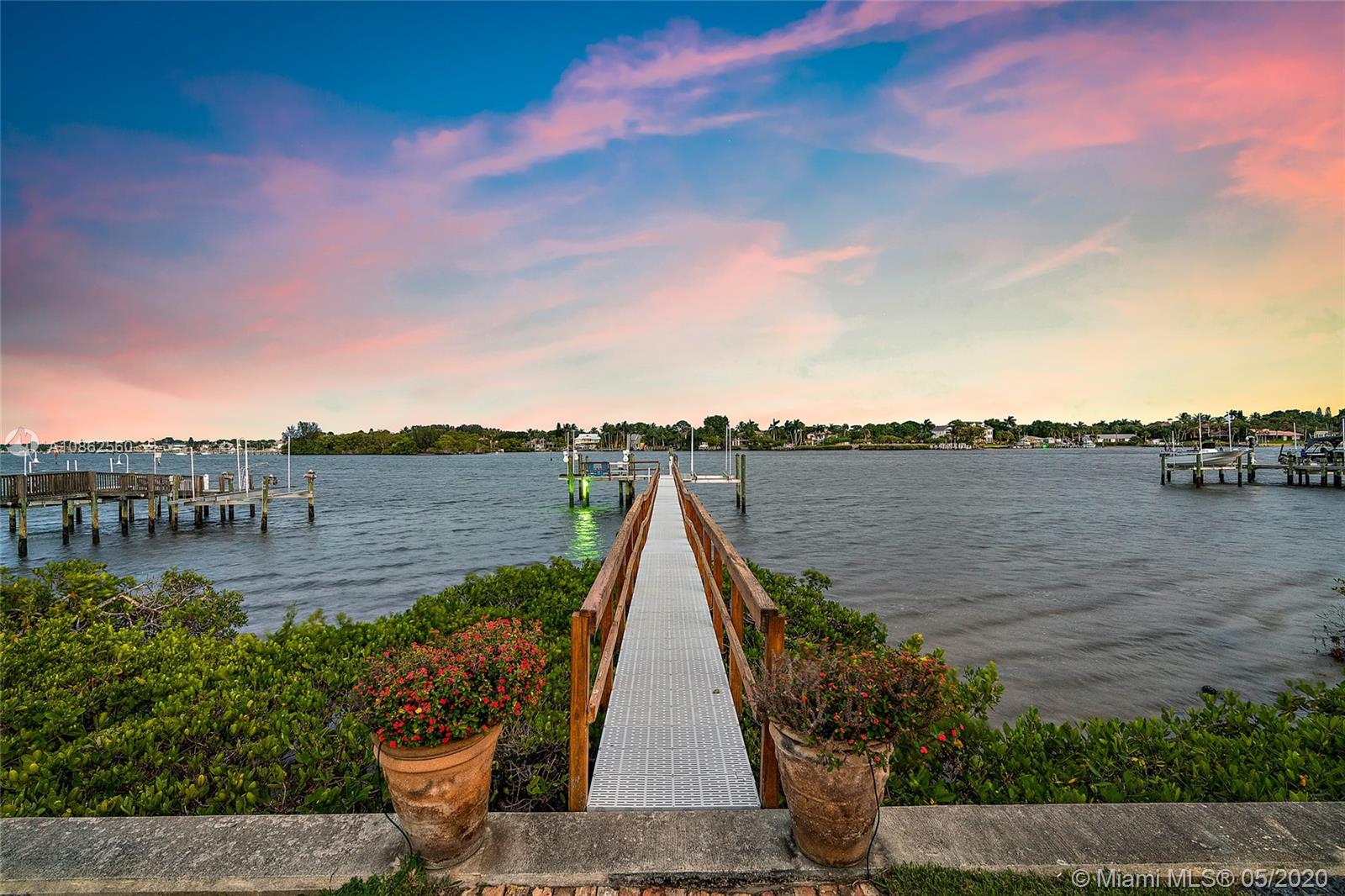 Pennock Point - Residential