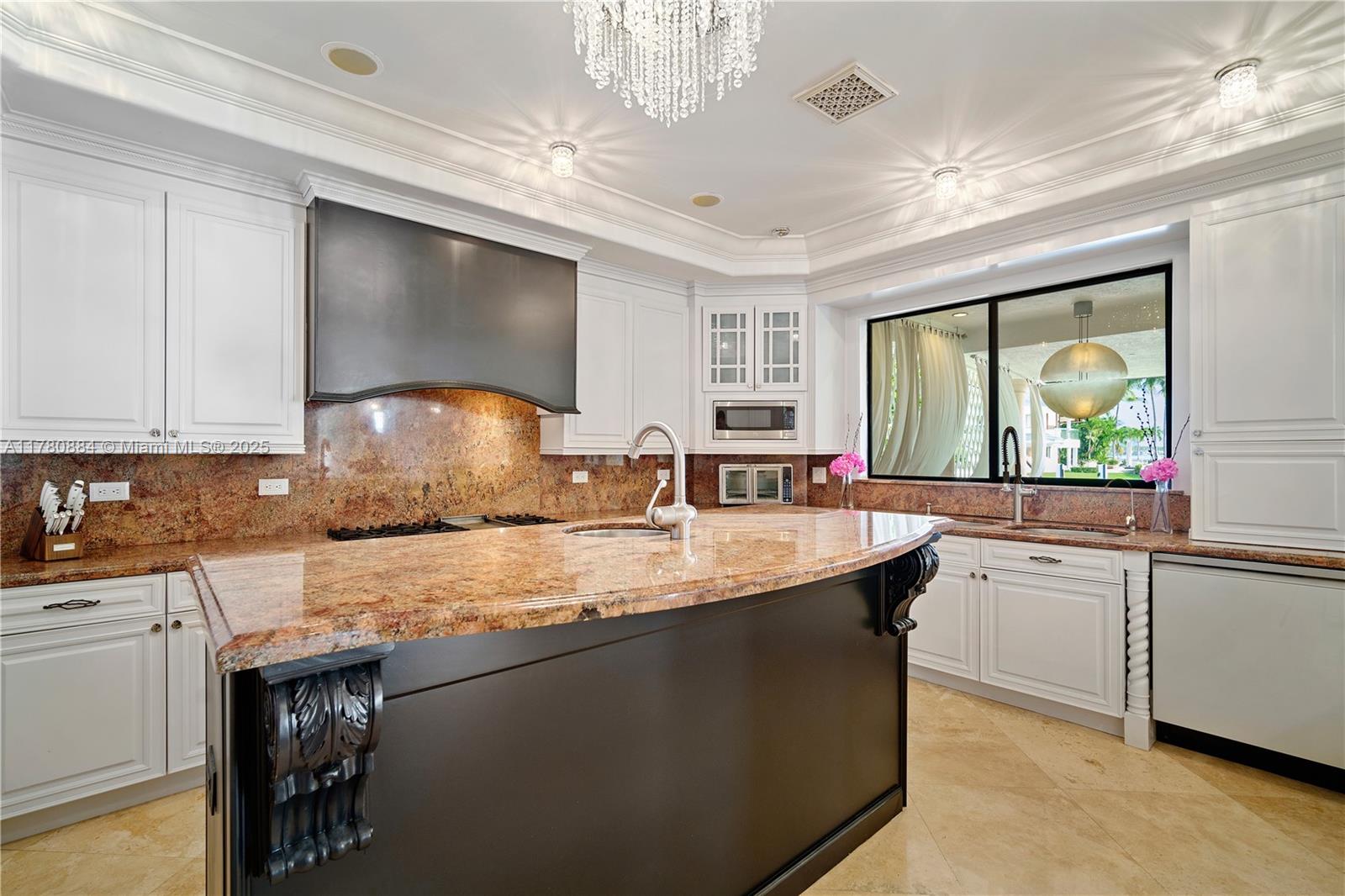 EASTERN SHORES 1ST ADDN - Residential
