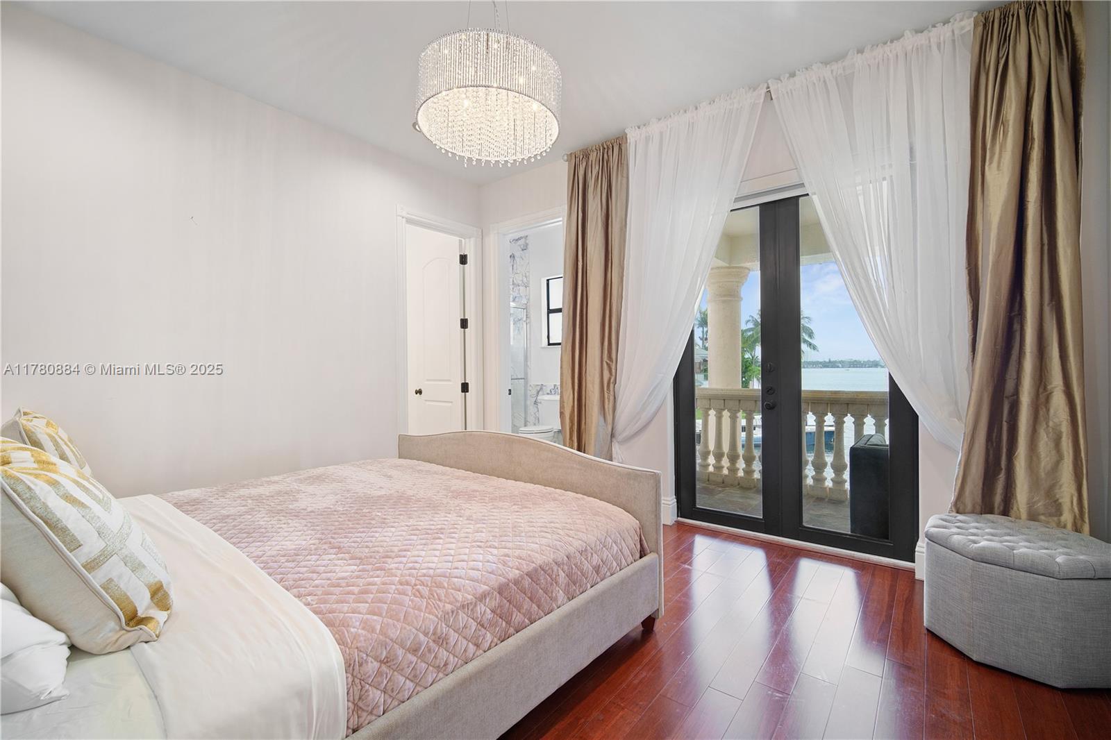 EASTERN SHORES 1ST ADDN - Residential
