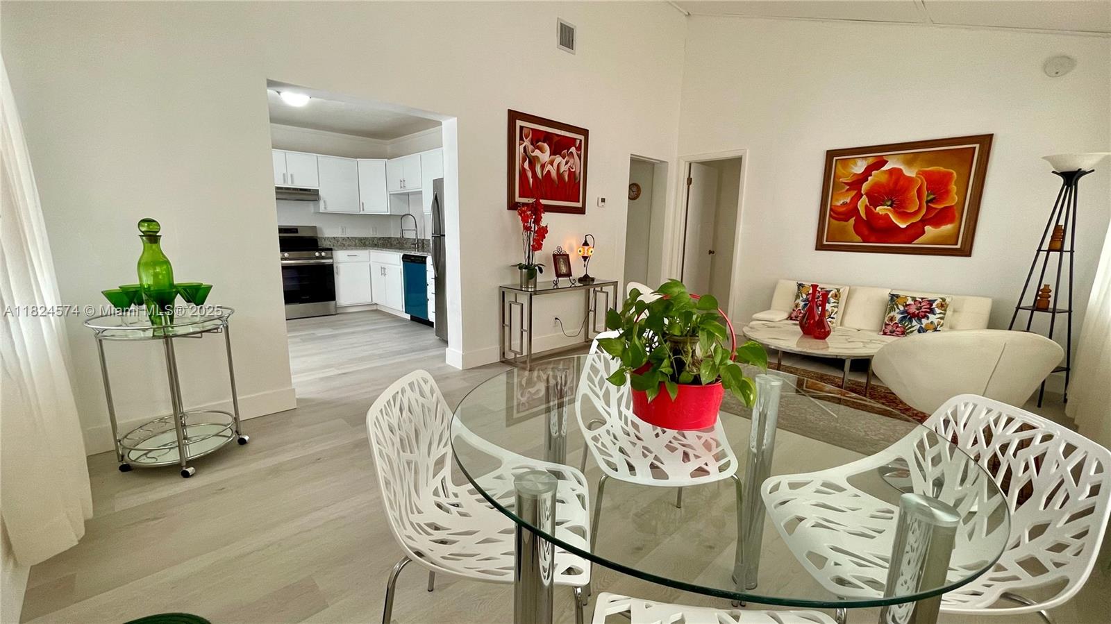 6021 Sw 38th St, Miramar, Broward County, Florida - 2 Bedrooms  
1 Bathrooms - 