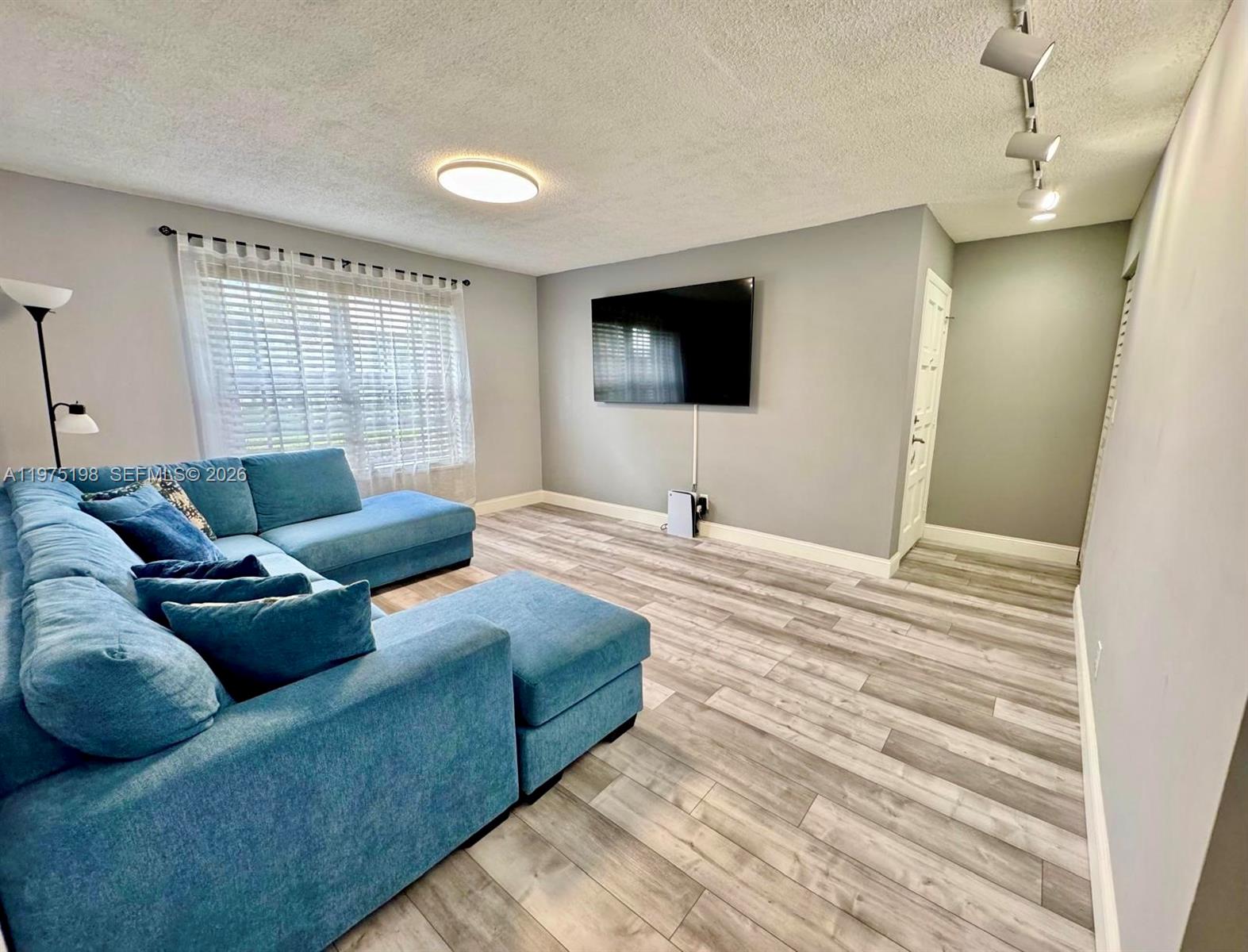 FRENCH QUARTER CONDOMINIU - Residential