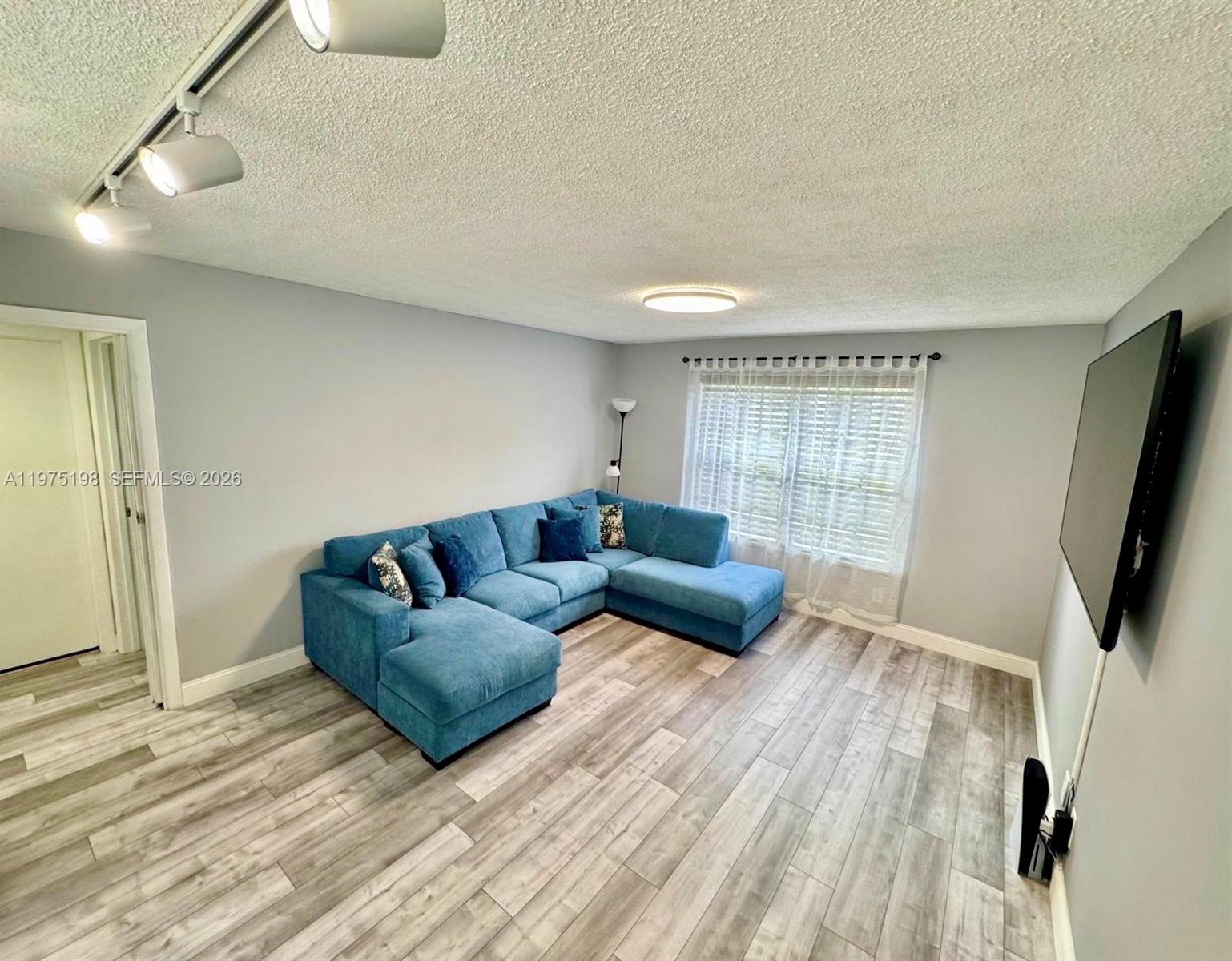 FRENCH QUARTER CONDOMINIU - Residential