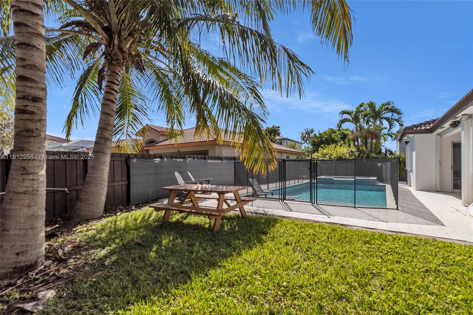 CHRISTOPHER GARDENS - Residential