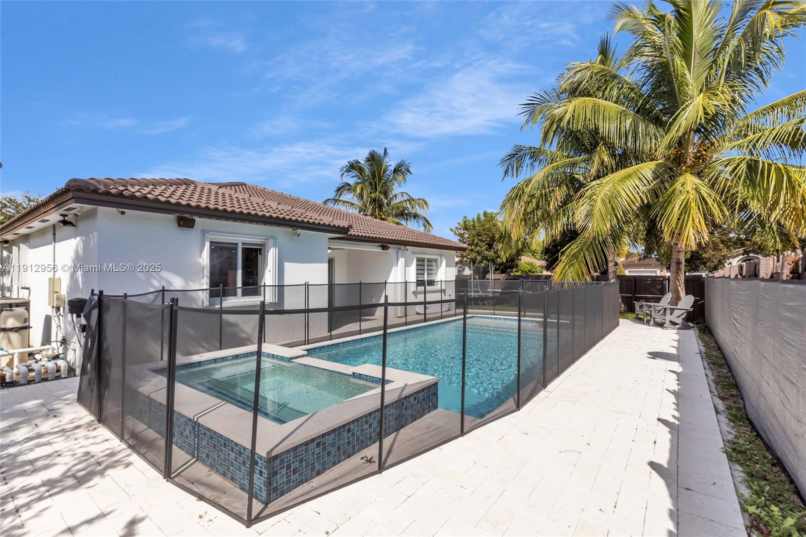 CHRISTOPHER GARDENS - Residential