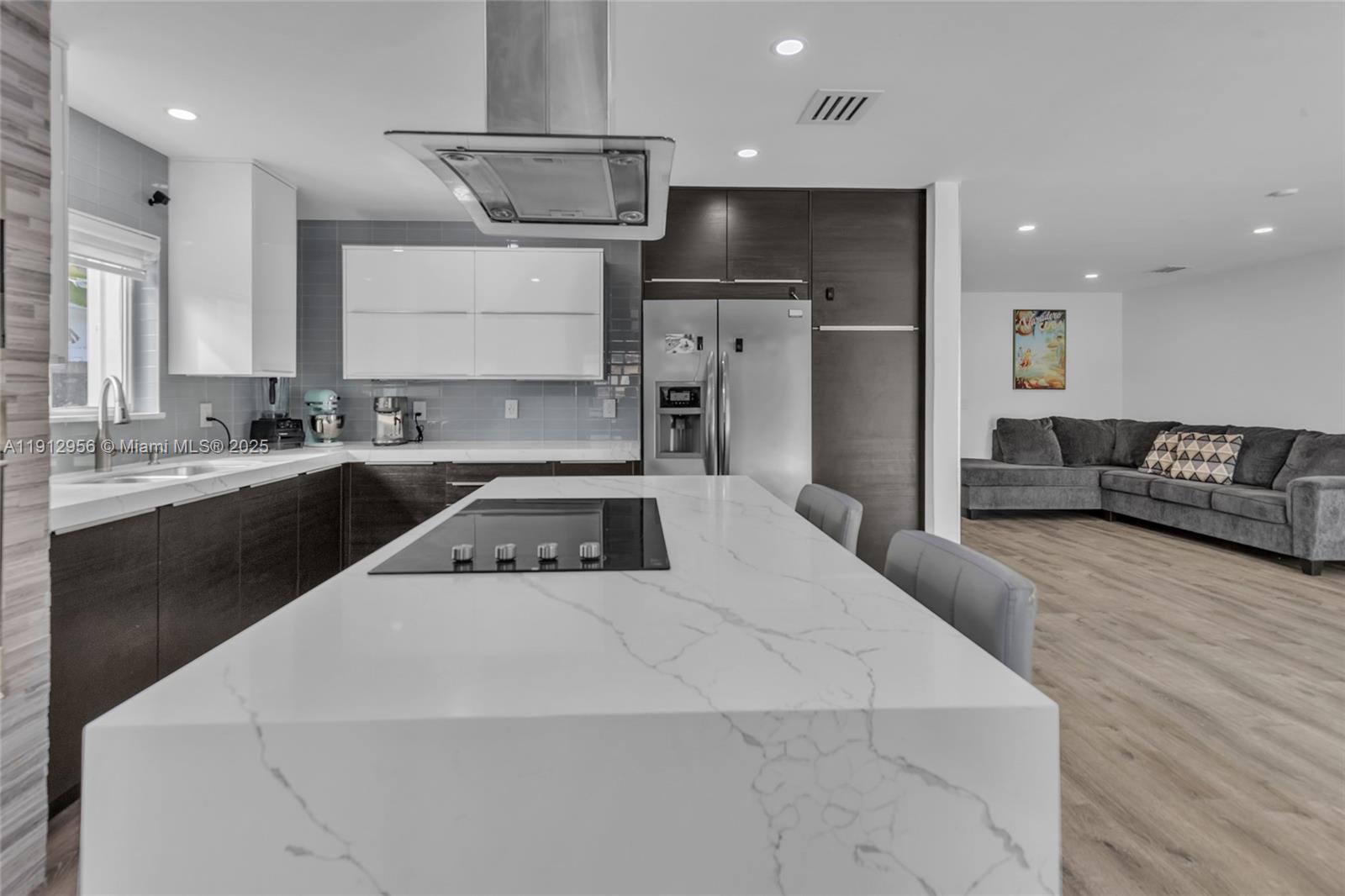 CHRISTOPHER GARDENS - Residential