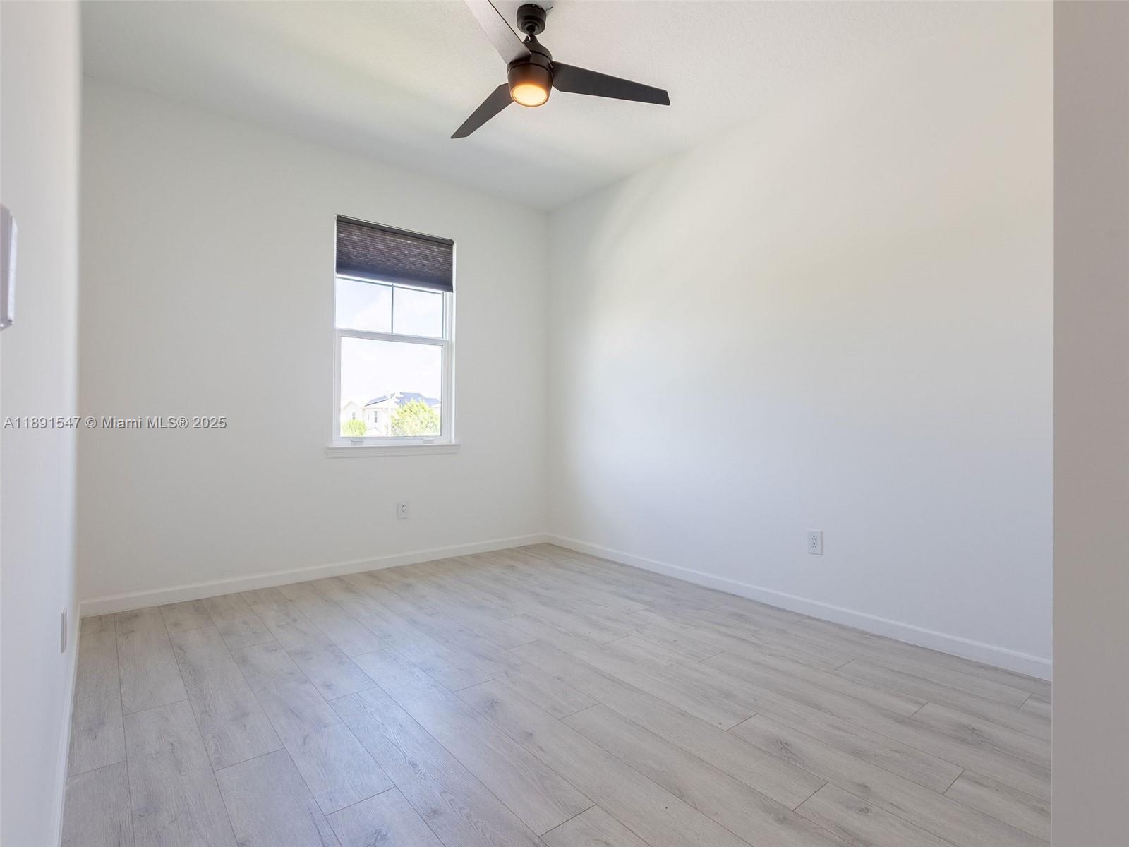 LAKE COVE OF LAKE WORTH - Residential