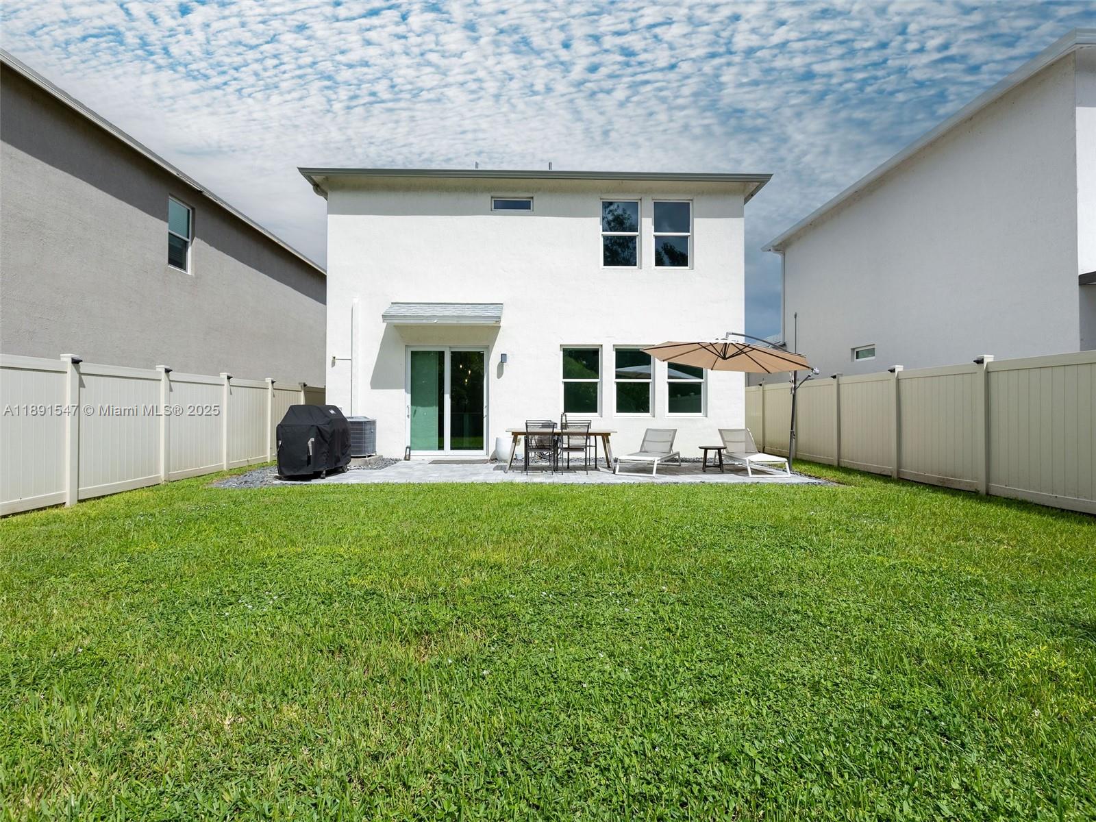 LAKE COVE OF LAKE WORTH - Residential