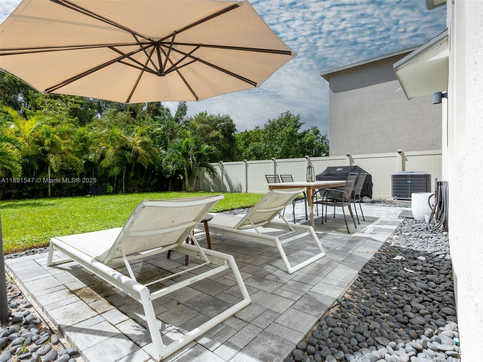 LAKE COVE OF LAKE WORTH - Residential
