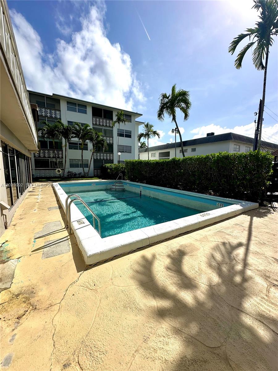 TURF CONDO - Residential Lease