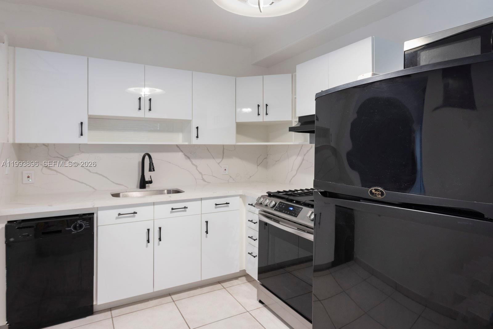 1610 PENNSYLVANIA CONDO - Residential