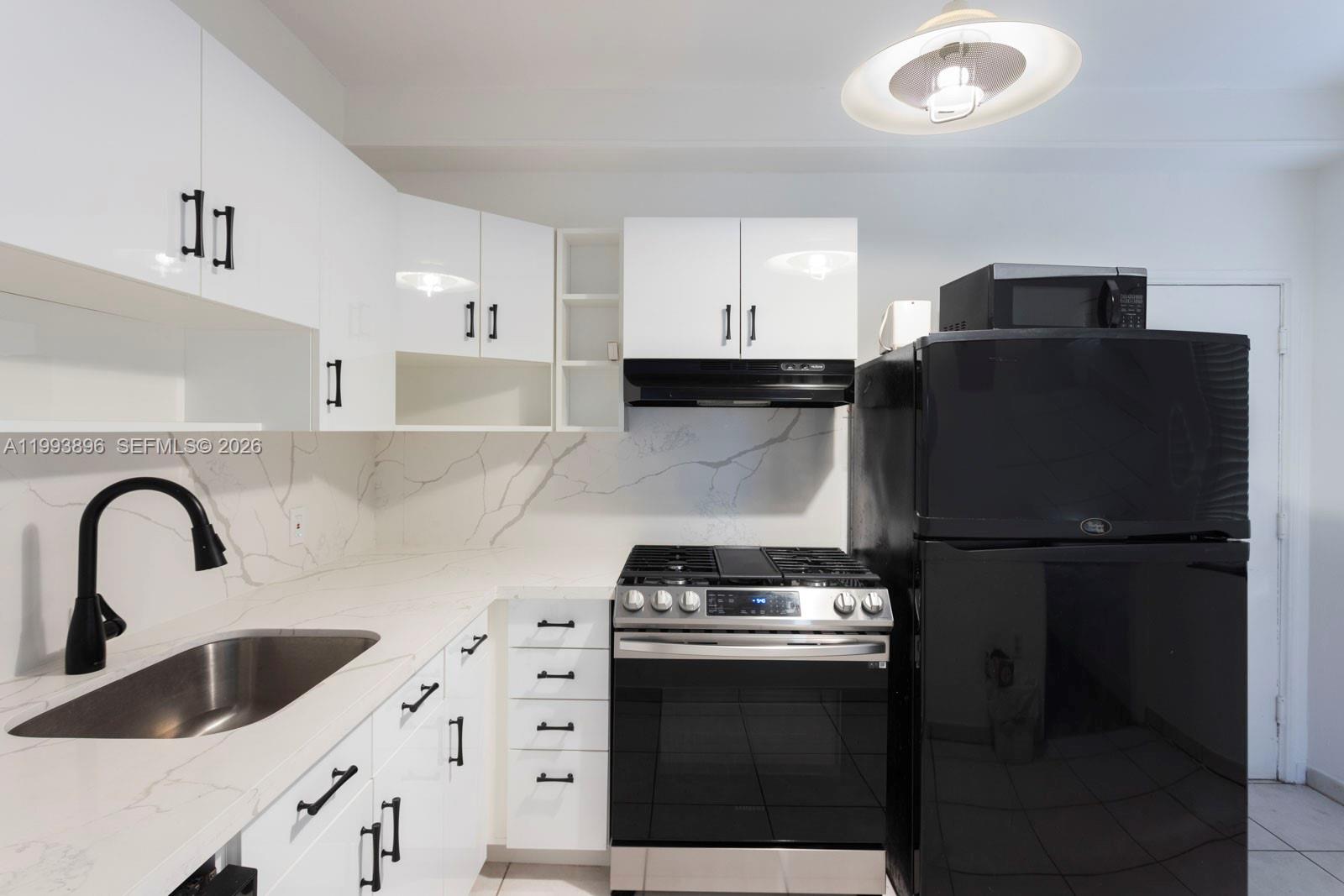 1610 PENNSYLVANIA CONDO - Residential