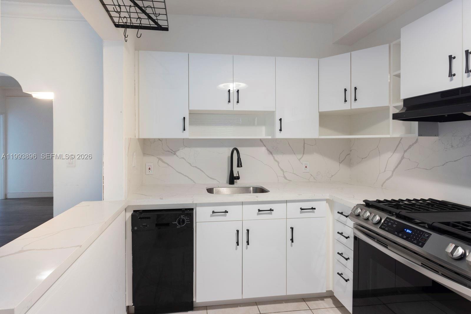 1610 PENNSYLVANIA CONDO - Residential